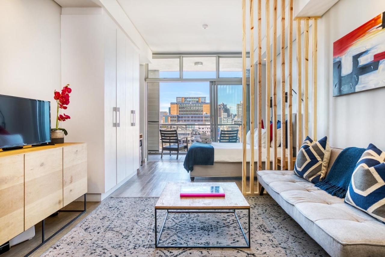 Apartamento Backup-Powered Urban Sanctuary Near Table Mountain Ciudad del Cabo Exterior foto